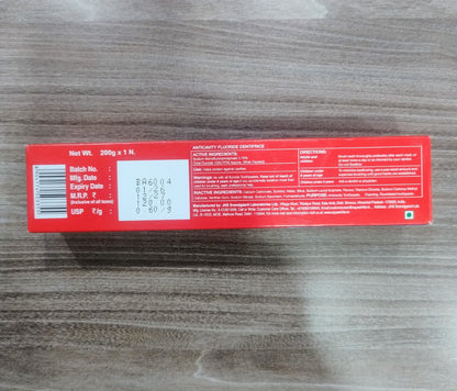 AQUAWHITE EXTRA WHITENING PRO TOOTHPASTE 200g  (Minimum Order : 40 Boxes -72 Pcs/Box) (42 Rs Pcs)